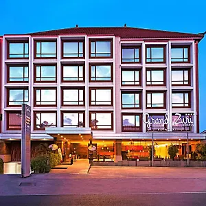 grand-zuri-kuta-bali.ubudhotelsnow.com/